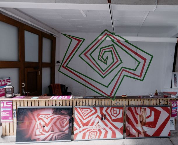 Bild der Kunstwerkstadt Bad Homburg, in welcher die Mietlocation Schärferaum für Tagungen, Workshops und Termine in Bad Homburg bei Frankfurt am Main zu einem der Ausstellungsorte wurde.
